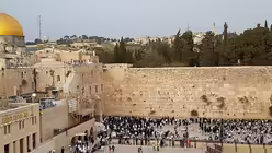 Andrang an der Klagemauer / &copy; Renardo Schlegelmilch (DR)
