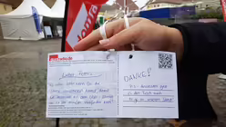 Gru&szlig;karte an Petrus geschickt, mit der Bitte um Sonnenschein / &copy; Eva Pille (DR)