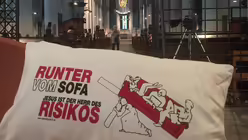 Hier hei&szlig;t es "Runter vom Sofa!" / &copy; Beatrice Steineke (DR)