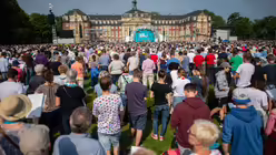 30.000 Besucher (dpa)