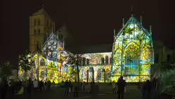 Lichtinstallation am Freitag (KNA)