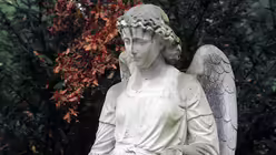 Allerheiligen auf dem Friedhof / &copy; Beatrice Tomasetti (DR)