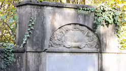 Allerheiligen auf dem Friedhof / &copy; Beatrice Tomasetti (DR)