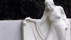 Allerheiligen auf dem Friedhof / &copy; Beatrice Tomasetti (DR)