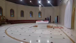 Altarraum hinter der Ikonostase vor der Weihe / © Jan Hendrik Stens (DR)