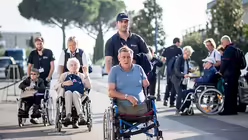  Ankunft der Pilgerbusse im Fratena Domus (Malteser)