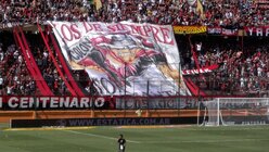 Fantastische Unterstützung der Colón Santa Fé Fans / © Johannes Mäling (DR)