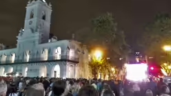 Public Viewing auf dem Plaza de Mayo in Buenos Aires / &copy; Johannes M&auml;ling (DR)