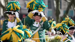 Armin Laschet (CDU), Ministerpräsident von NRW, und Henriette Reker, Oberbürgermeisterin von Köln / © Oliver Berg (dpa)