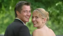 Auf strahlende Gesichter am Ende des Tages arbeiten Hochzeitsplaner hin. / © Beatrice Tomasetti (DR)