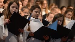 Aus insgesamt 163 Chormitgliedern besteht derzeit der Mädchenchor am Kölner Dom.  / © Beatrice Tomasetti (DR)