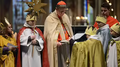 Aussendungsfeier der Sternsinger mit Erzbischof Woelki / &copy; Beatrice Tomasetti (DR)