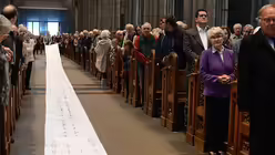 "Band für den Bund" im Mittelgang des Kölner Doms zu 100 Jahren Bund ND / © Beatrice Tomasetti (DR)