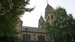 Basilika St. Lambertus weithin bekannt als "der Immerather Dom" / © Michael Merten (KNA)