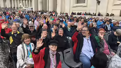Bei der Generalaudienz auf dem Petersplatz  (DR)