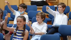 Bei der Katechese von Burkhard Hofer geht es munter zu / © Beatrice Tomasetti (DR)