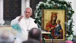 Beim Mittagsgebet des Papstes auf dem Alexander-Newski-Platz in Sofia / © Paul Haring (KNA)