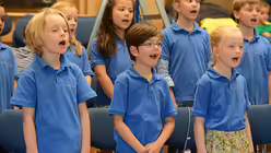 Bereits F&uuml;nfj&auml;hrige k&ouml;nnen bei den Angeboten der Dommusik mitmachen (Archivbild). / &copy; Beatrice Tomasetti (DR)