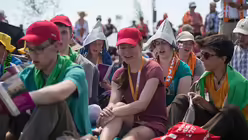 Singen und beten (dpa)