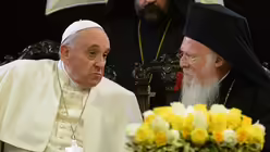 Papst Franziskus hat zum Abschluss seiner Reise in die T&uuml;rkei mit dem Patriarchen Bartholom&auml;us das orthodoxe Andreasfest gefeiert.  (dpa)