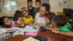 Die Kirche bietet Bildungsprojekte für alle, die sich Bildung nicht leisten können / © Achim Pohl (Adveniat)