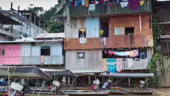 Viele Indigene gehen in die Städte in der Hoffnung auf ein besseres Leben / © Jürgen Escher (Adveniat)