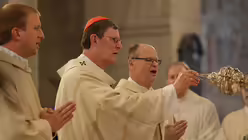 Kardinal Woelki bei der Bischofsweihe / &copy; Andreas K&uuml;hlken (KNA)