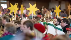 Bundesweite Er&ouml;ffnung der Sternsingeraktion / &copy; Armin Weigel (dpa)