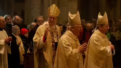 Einzug Kardinal Woelki / &copy; Oliver Berg (dpa)