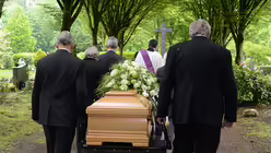 Corona macht das Abschiednehmen schwer. / © Beatrice Tomasetti (DR)