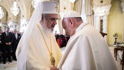Daniel Ciobotea, Patriarch der rumänisch-orthodoxen Kirche, und Papst Franziskus / © Romano Siciliani (KNA)