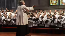 Der Domchor sang die Missa "Vidi speciosam" von Tom&aacute;s Luis de Victoria / &copy; Tomasetti (DR)
