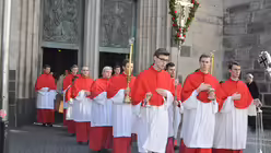 In der ersten Reihe stehen drei Br&uuml;der der Familie Przybilla. (DR)