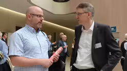 Der Katholikenratsvorsitzende Gregor Stiels und Diakon Jens Freiwald, Mitarbeiter im Stadtdekanat K&ouml;ln. / &copy; Beatrice Tomasetti (DR)