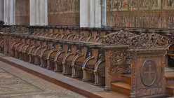 Der nördliche Teil des Chorgestühls gilt als der hochwertigere / © Beatrice Tomasetti (DR)