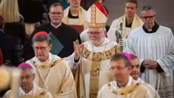 Im Jahr 2019: Deutsche Bisch&ouml;fe verlassen den Fuldaer Dom / &copy; Frank Rumpenhorst (dpa)