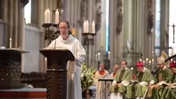 Elena Szuczies arbeitete als musikalische Assistentin zuvor f&uuml;r den M&auml;dchenchor am K&ouml;lner Dom  / &copy; Beatrice Tomasetti (DR)