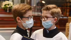 Die Aufregung unter den jungen Sängern ist bei ihrer Dompremiere groß. / © Beatrice Tomasetti (DR)