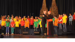 Die Chöre der Dommusik unter der Leitung von Domkapellmeister Metternich trugen zum Gelingen des Festes bei. / © Tomasetti (DR)