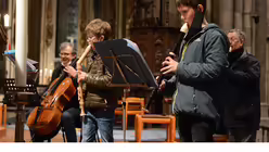 Die Flöten-AG ist ein Angebot der Domsingschule. / © Beatrice Tomasetti (DR)