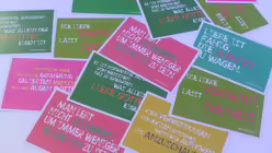 Die Kartensammlung mit Aussagen von Papst Franziskus. / © Tomasetti (DR)