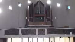 Die Orgelempore &uuml;ber dem Eingang. / &copy; Beatrice Tomsasetti (DR)