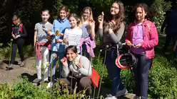 Die Suche nach den s&uuml;&szlig;en Leckerein macht allen Chorgenerationen Spa&szlig; / &copy; Beatrice Tomasetti (DR)