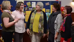 Diese alleinerziehenden Frauen haben im letzten Dreivierteljahr spruchreife Projekte zur Stärkung von Alleinerziehenden entwickelt. / © Beatrice Tomasetti (DR)