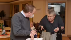 An diesem Nachmittag kommt es spontan zu vielen Begegnungen. / © Beatrice Tomasetti (DR)