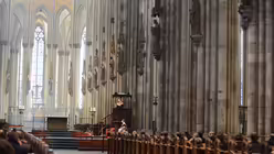 An diesem Sonntagmorgen ist der Dom lichtdurchflutet. / © Beatrice Tomasetti (DR)