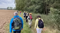 Dompropst Assmann auf dem Weg nach Köln (DR)