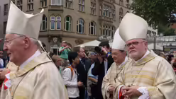 Einf&uuml;hrung des neuen Erzbischofs (DR)