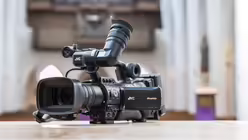 DOMRADIO.DE &uuml;bertr&auml;gt Gottesdienste live in Bild und Ton / &copy; Ottersbach (DR)