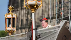 Kardinal Woelki an Fronleichnam / &copy; Rolf Vennenbernd (dpa)